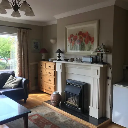 Sunnybank Bed & Breakfast *